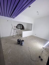 مجمع ٥ للشقق لبيض • قريب كلية الشعب • غرفتين نوم