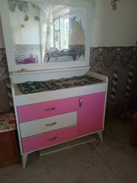 اغراض منزلية • غرف نوم • للبيع