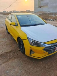 النترا للبيع موديل ٢٠٢٠ أمريكي مكينه ٢٠٠ السياره يرادلها ترتيب مكينه و...