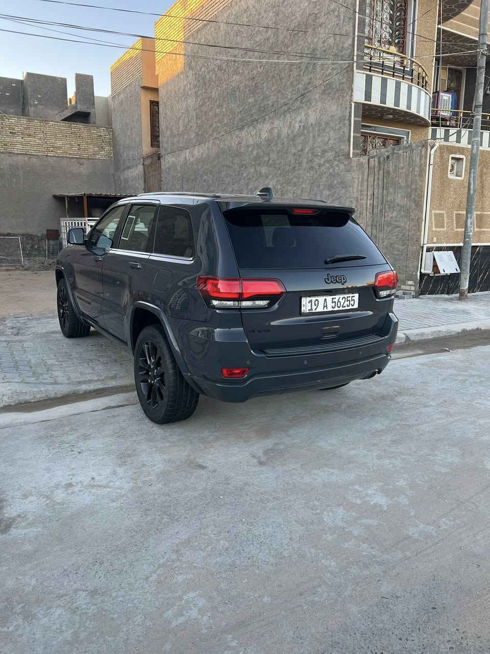 سلام عليكم
-جيب (بلاك توب) 2017

-ماشية ٨٩ ميل

مواصفات 

-بصمة و بصمة ابواب

-دفع رباعي 4*4

-تشغيل عن بعد

لايت زينون بلادي 

- حساسات خلفي

‏- ‎كشنات جلد 

-تدفئة كشنات 

- تدفئة ستيرن

‏-شاشة كبيرة 

-كامرة خلفية

‏- ‎تبريد قطعتين 

الضرر بالمنشور

مكان السياره كربلاء

سعر السياره 218

للأتصال: (***********)
