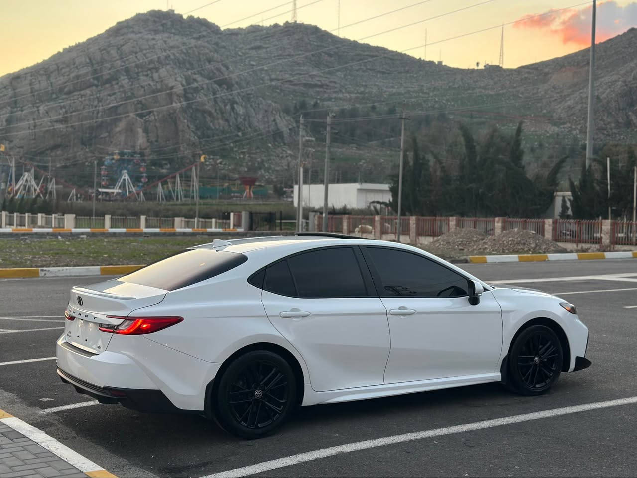 TOYOTA CAMRY 2025 SE+ 
سه ياره كه به س بؤنيت بؤياخ بيناوگرتن ئيرباگ به س سوكان ته قيوه بيلادي داندراوته وه سه ياره كه تنها ٥ هه زار رؤشتوه هه موو گيان به شه رت بي ته حديل بي شوخت بي چال سه ياركه فول مواسه فاته ( سلايت-كوشن گه رم-سوكان گه رم - ده رگا به سمه - مؤبايل شاعن- رادارته نيشت-رادار پيش پشت-هتد سه ساره كه كاتي نه شكاوه ٣ مانك كاتي له گه له نرخ-٢٥٠$ مه جال 4T1DAACK2SU046289 ره قم شانسي 
***********
***********
Whatss app
Vaiber رانية, السليمانية

