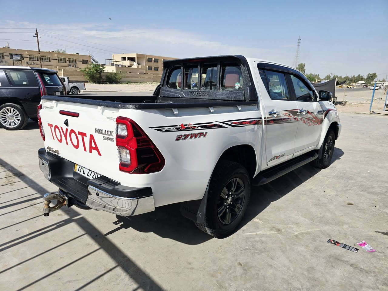 تيوتا هايلوكس فور ويل 4X4 للبيع  موديل 2024 ساز فول مواصفات مكفوله كفاله عامه من ضربه وصبغ وتبديل وشخوط شرط سونار سياره جديده بمعنى الكلمة 
محرك 4 سلندر 2700 سوبر
موصفات:
بصمه تشغيل 
تبريد قطعتين 
لد زينون اصلي 
شاشة كبيره لمس
رادار امامي فول مواصفات 
شاحن وايرلس 
مثبت سرعة تفاعلي
كامرة خلفية 
حساسات امامي خلفي 
سبير ما نازل سياره كله بوضع الشركه وكفاله عامه
سيارة وكالة ساز فول مواصفات رقم اربيل دولي بسمي تحويل او وكالة  ماشية 15 الف حقيقي اخت زيرو 
سعر : 330 بيه مجال بسيط جوه سوك  الاتصال على هذا الرقم 
***********
مكاني بغداد
