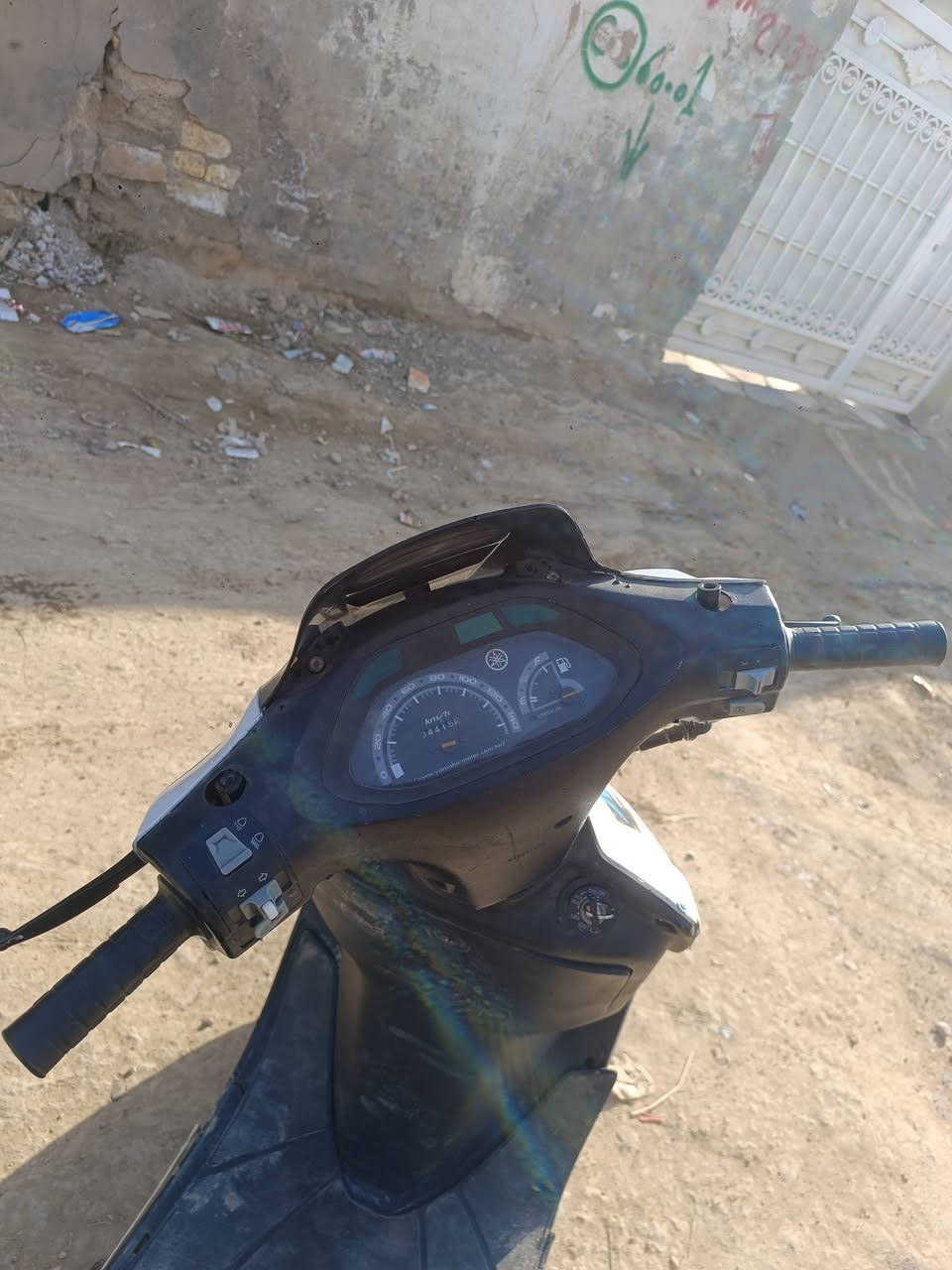 للبيع فراشه فحل كله شغاله كهربائيات بريكات فول مكينه ناعمه وحلوه مابيه نضوح دسك امامي سعر 325وبيه مجال مكاني الحمزه الغربي رقمي ***********
