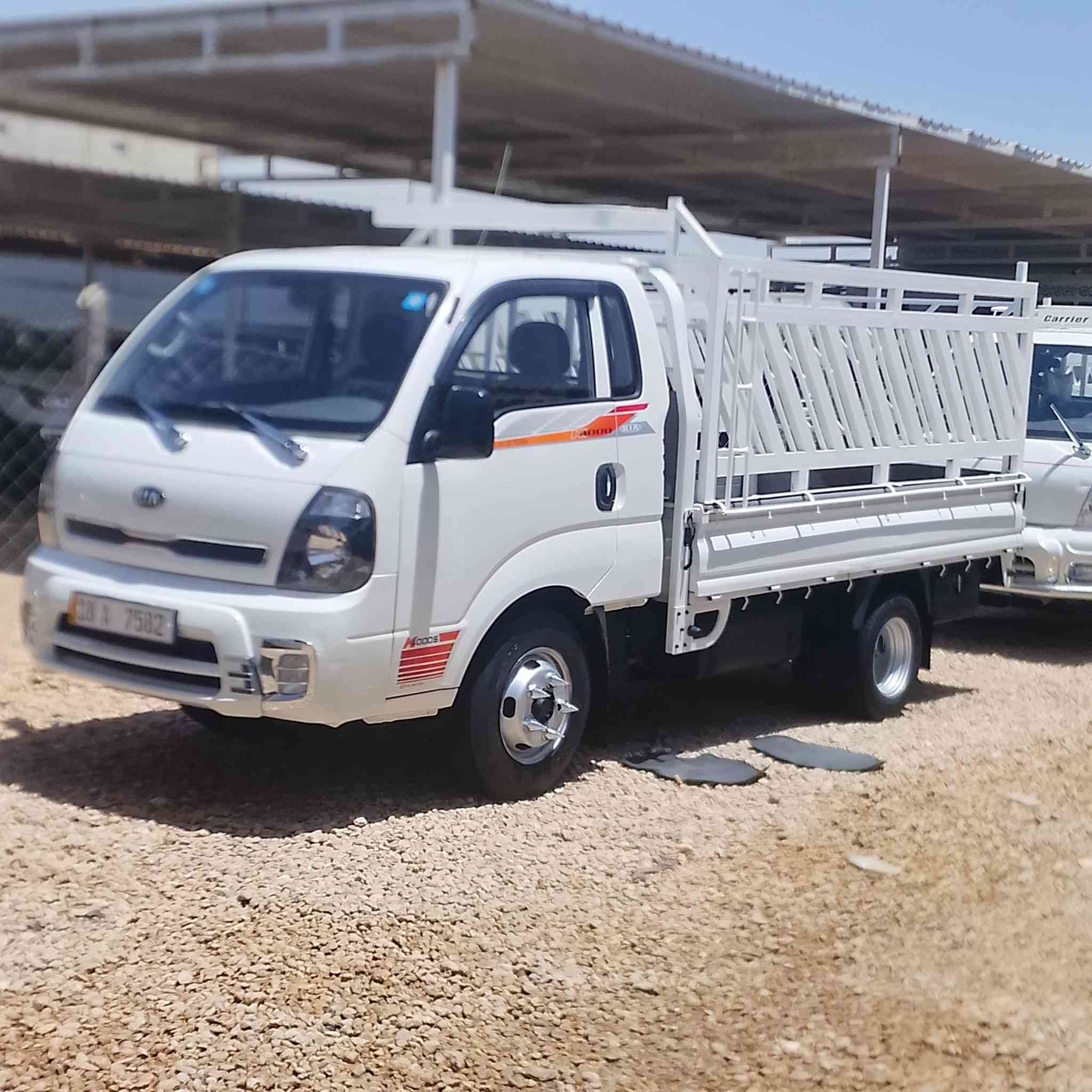 كيا فحل موديل 17 رقم بابل كفاله عامه سونار بيه مكينه كير اكسل حداديه تخم تاير جديد محور 14 محجر سنويه 31 المكان بابل قضاء القاسم السعر 130.  السياره بسمي ***********
