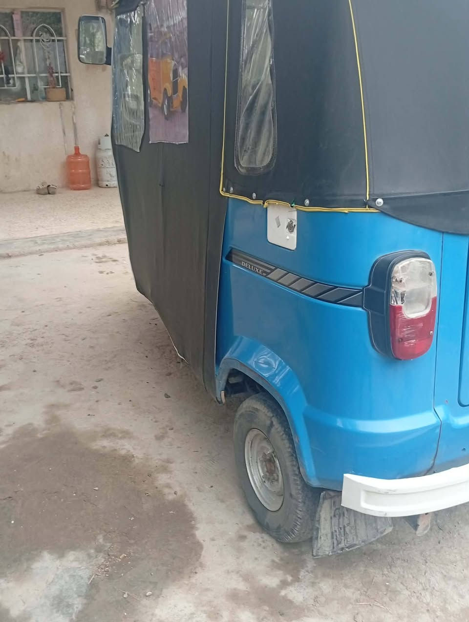 تكتك  TVS موديل ٢٠٢٠ مكفوله من صبغ او ضربه رقم انكليزي السعر ٥ملايين و٧٠٠ مكان المحموديه***********-***********
