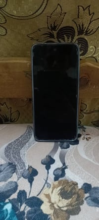 عندي تلفون للبيع اسم الجهاز تكنو سبارك 8 والسعر90 ذاكره 128 عشوائيه 4 ...