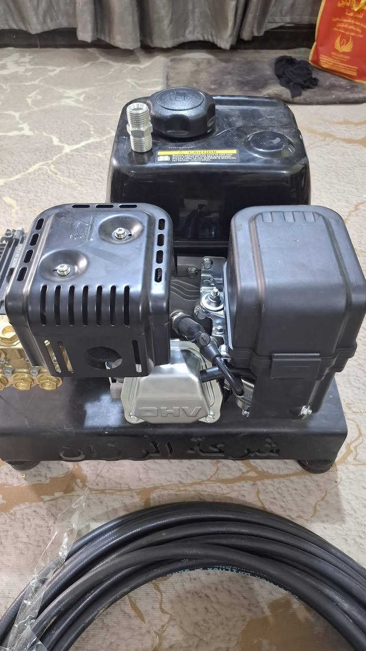 مضخة انوفي ٢٠٠ بار ١١ لتر محرك ٦.٥ حصان
جديدة غير مستخدم أخذتها مايقارب صار ٢٠ يوم 

العنوان المحمودية هاتف( *********** )
