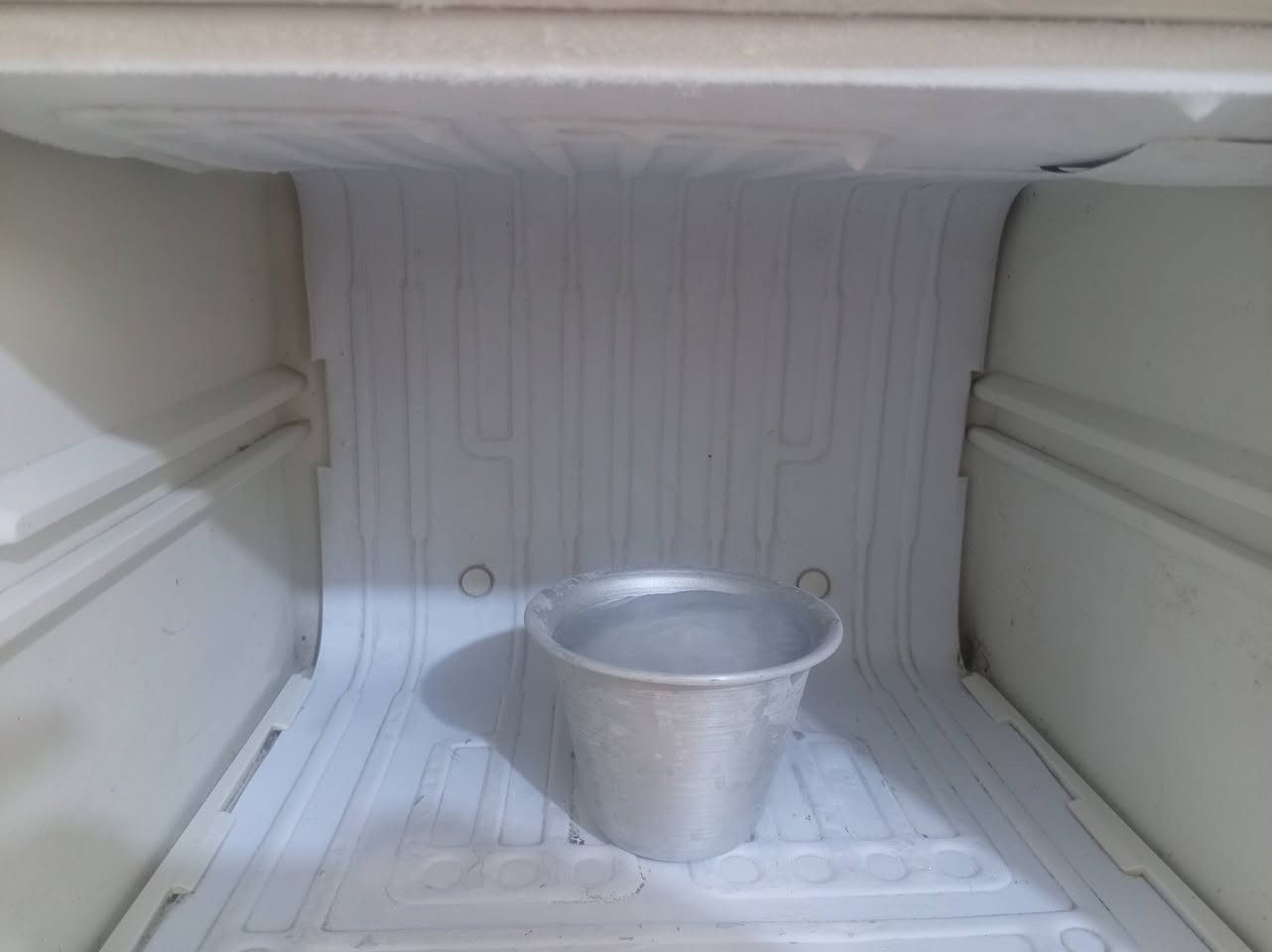 ثلاجة شغاله و ع الفحص تجميد فول سعرها ٩٠ وبيها محال مكانها حي النداء شارع المجمعات الرئيسي


**إذا كنت صاحب هذا الإعلان وتريد حذفه لأي سبب، رجاءا أرسل رسالة إلى الدعم الفني**