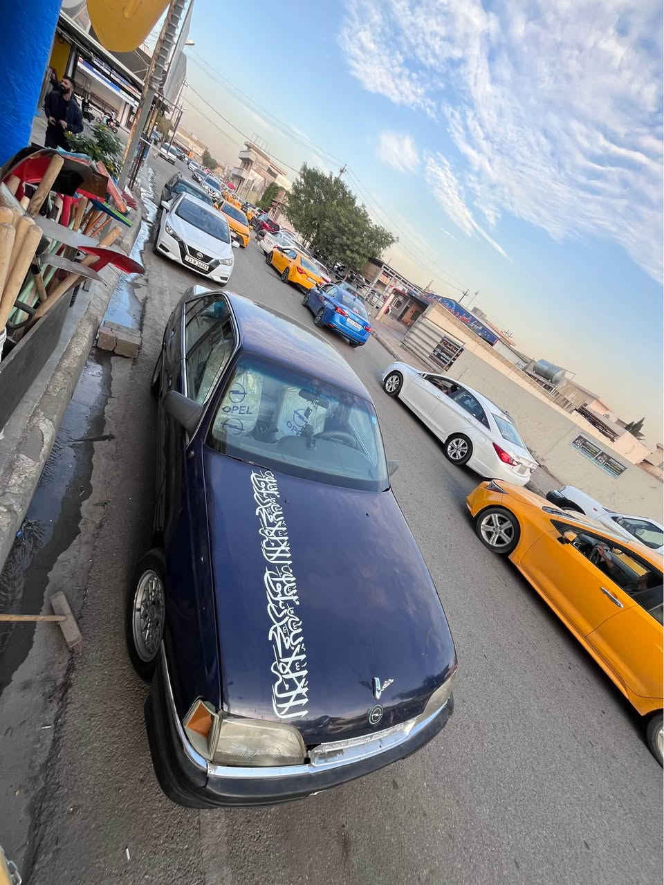 اوبل اوميكا ١٩٩١ للبيع او مراوسه سعر ٣٨ سياره باسمي تحويل ثاني يوم سياره كير او محرك شرط ما ناقصها شي كل شي شغال *********** عنوان كركوك كركوك, العراق
