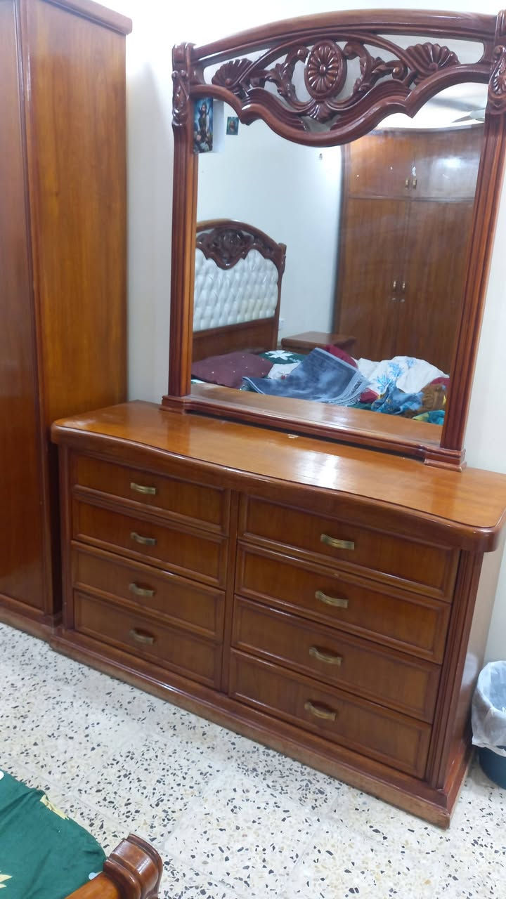 السلام عليكم 
غرفه اخشاب صاج توصا من النوع الثقيل والنظافه فول تجي تشوف تعجبك اخذها متعجبك عوفها واكرر كلامي الخشب من النوع الثقيل للإستفسار على الخاص


**إذا كنت صاحب هذا الإعلان وتريد حذفه لأي سبب، رجاءا أرسل رسالة إلى الدعم الفني**