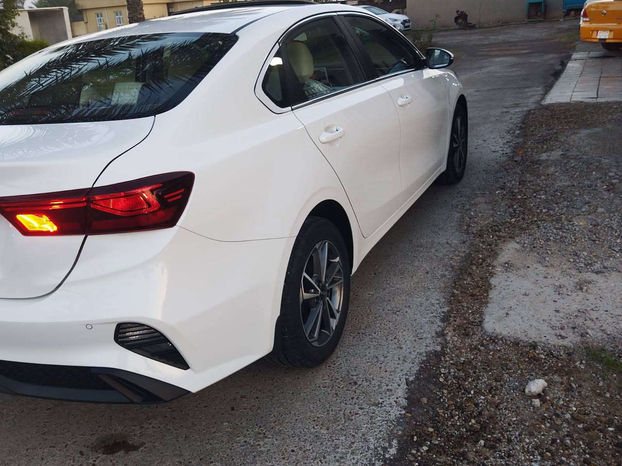 #بوضع_الزيروووو

بسم الله ماشاء الله تبارك الله السلام عليكم الئ عشاق الزيرو للبيع كيا سيراتو خليجي موديل 24فول موصفات الضمان المجموعه الدوليه ماشيه 15الف كفاله عامه من كلشي محرك 2000 دوش سلايت حساس أمامي خلفي لد أمامي شاحن وايرليس فول تحكم استيرن جهتين تبريد قطعتين السياره على وضع زيرو السبير منازل كفاله عامه حتى من الشخط والتكحيل رقم بغداد بسمي شخصياََ تحويل مباشر العنوان بغداد ابوغريب رقم التلفون *********** 

لمعرفه السعر سوي تعليق على المنشور سوق بغداد أون لاين ـــــــ Baghdad Market Online
