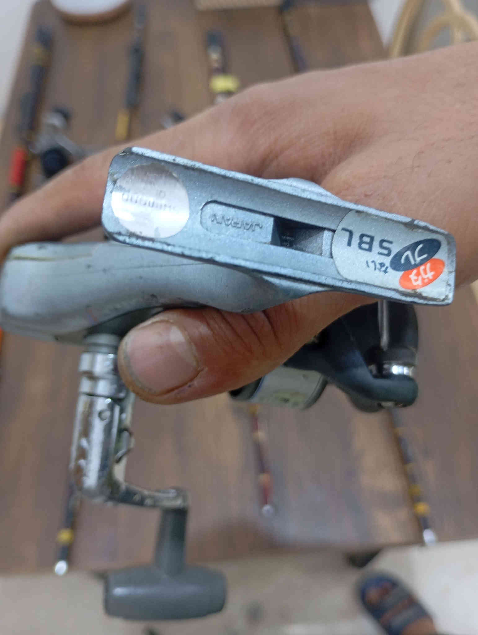 عود دايوه ياباني +مكائن باله شيمانو عدد 2/ريوبي عدد 2
عود دايوه ياباني 
طول 210 عدد /3
طول 180عدد (1
ـــــــــــــــــــــ
مكائن ياباني 
شيمانو عدد ٢/حجم ٢٠٠٠و٣٠٠٠
ريوبي ياباني وكوري عدد ٢/حجم ٢٠٠٠
ـــــــــــــ
سعر عوده ومكينه ٣٠ الف 
اذا شلعه توصيل مجاني 
وتساب /***********
