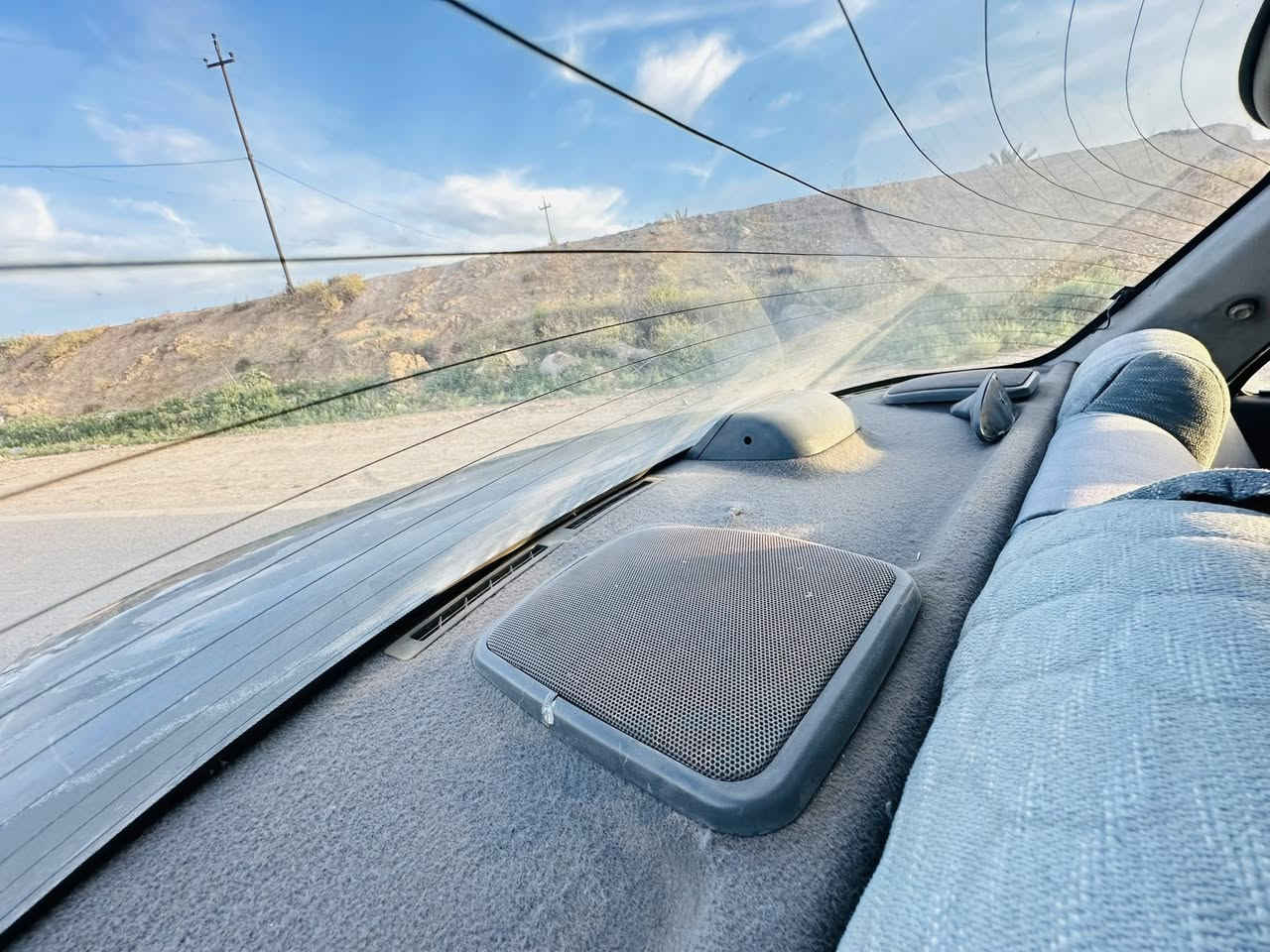 سلام عليكم سيفيا للبيع موديل 95 نضافتها مثل متشوف بعينك ضربة بسيطة بالجنطة ما مأثرة بنرادلها شوي ترتيبات سعر 35 وبيها مجال بسيط  *********** مكاني صلاح الدين قضاء بلد
