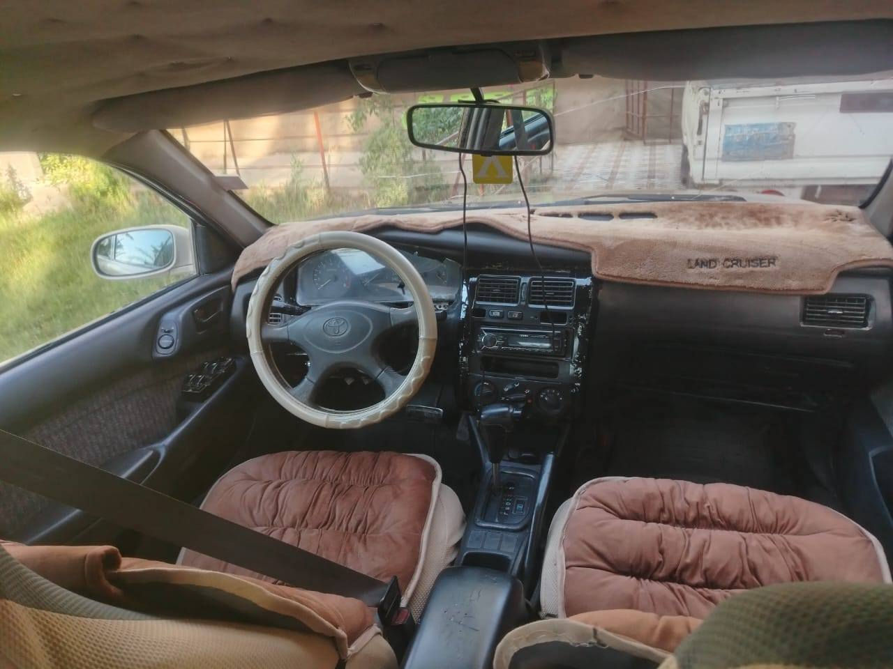 كرونا نفخ
موديل1993 صبغ عام مكفوله من الضربه
كير محرك حداديه خير من الله 
رقم بغداد تحويل ثاني يوم سنويه 2028
السعر 45 وبيها مجال 
اتصل *********** 
مكاني بابل المسيب
