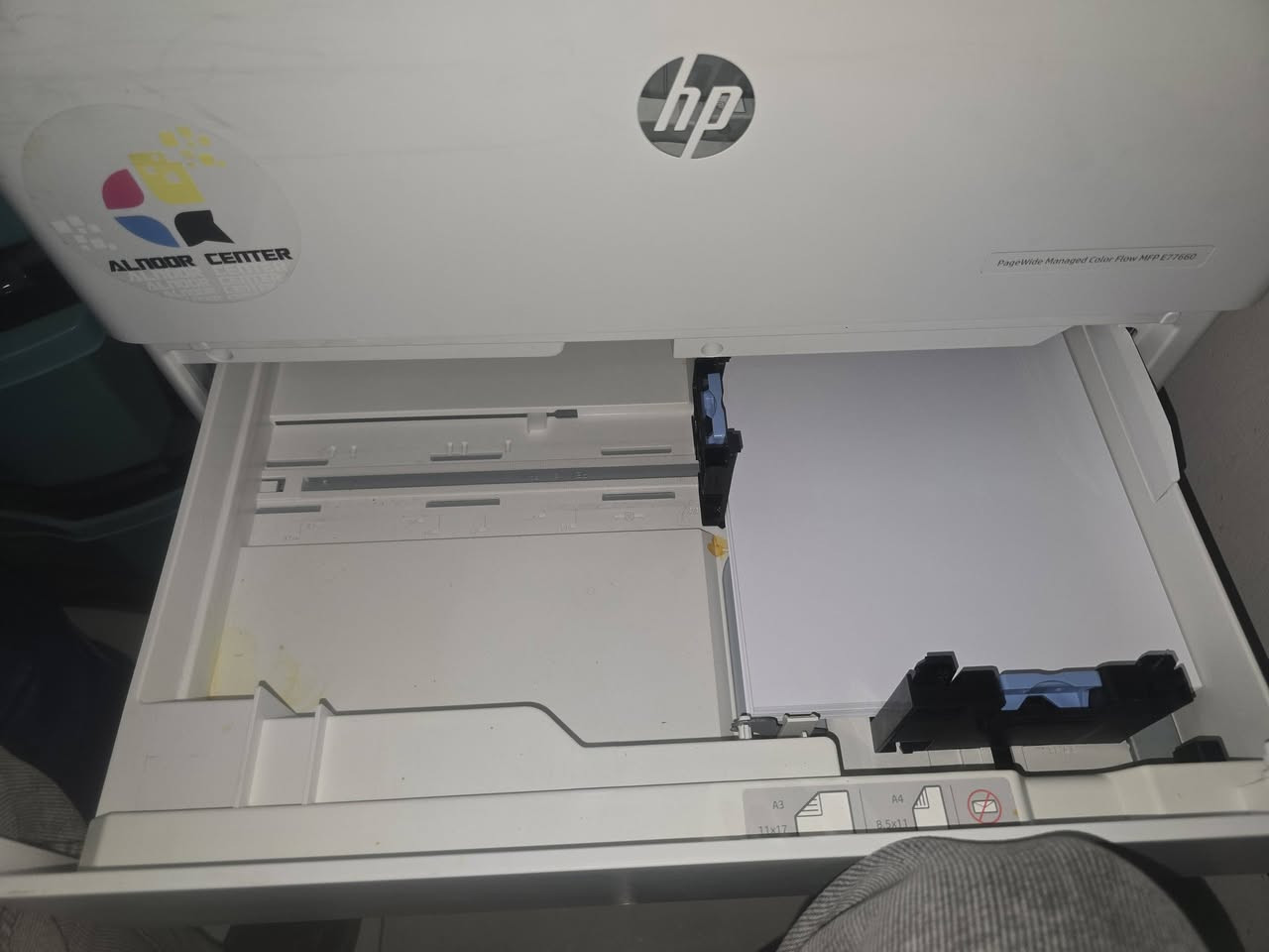 مستعملة فقط شهرين اخو الجديد 
HP E77660 طباعة، استنساخ، سكنر
المواصفات:
🔥سرعة عالية في الطباعة تصل إلى 50 صفحة ملون، أسود
🔥دوبلكس طباعة تلقائية على الوجهين 
🔥فيدر سكنر وجهين
🔥درج ورق يسع الى 500 ورقة 
🔥درج ورق متعدد الاغراض سعة 100  ورقة
🔥مقاس الورق: A3,A4,A5
🔥شاشة  تعمل باللمس قياس 20.3 سم
🔥منفذ USB سريع 
🔥منفذ شبكة LAN
🔥دقة الطباعة تصل إلى 2400×1200
🔥منظومة حبر مستمر لكل


**إذا كنت صاحب هذا الإعلان وتريد حذفه لأي سبب، رجاءا أرسل رسالة إلى الدعم الفني**
