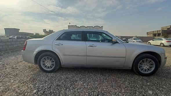 السلام عليكم مكلف بالنشر خاص مغلق 
اوباما موديل 2010 
رقم دولي اربيل  ب اسمي  سنويه لل2027 + هزه جديده 
محرك جديد مال گصه 3500 صار 10 من شديته 
ملاحضه السياره كلين بيها فقط شبر عند قبق البانزين فقط صبغ السياره مكفوله  + سونار 
تبريد + تدفئه طخم تاير جديد 
السعر 127 وبيها مجال 
للاستفسار اكثر رقم الهاتف 
***********
