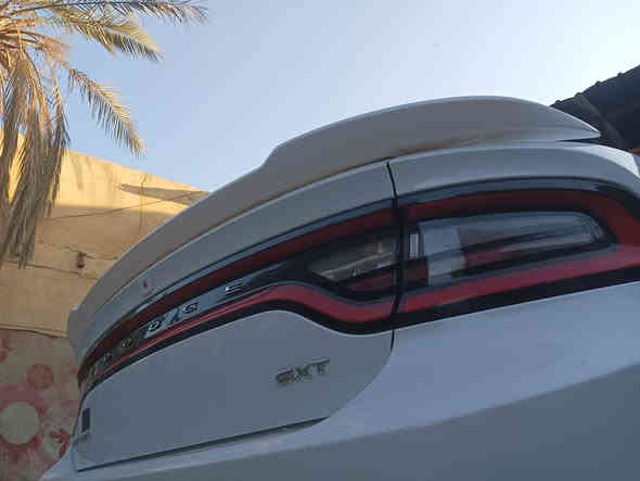 السلام عليكم اجنحه عدد اثنين للبيع عنوان البصره توصيل ما عندي سعر 35 لا كسر ولا فطر *********** يتفضل واتساب احسن
