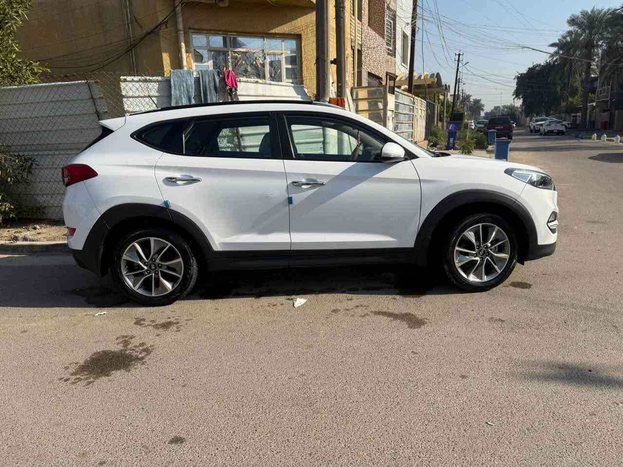 سلام عليكم توسان خليجي موديل 18 للبيع فقط السياره فول وكلش نظيفه مكان سياره حي جهاد،،او الكراده 
رقم صاحب السياره ،،،‏‪***********‬‏
