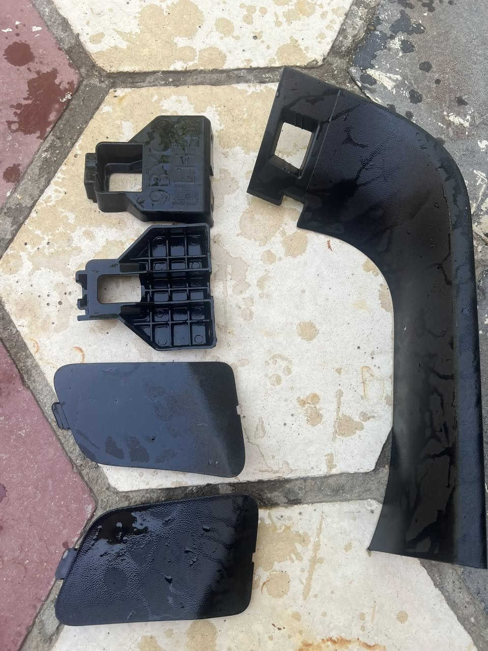 غراض تريل بلايزر أسعار مناسبه *********** توصيل جميع المحافظات
