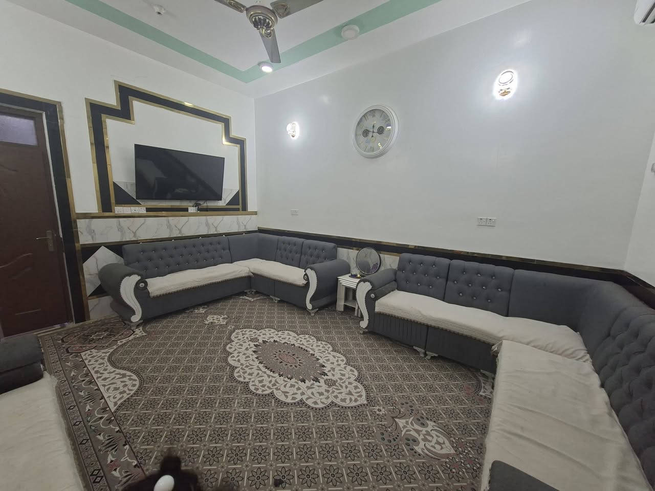 دار للبيع حي الإمام الرضا (م ١٢٥) تفاصيل ع خاص ***********
