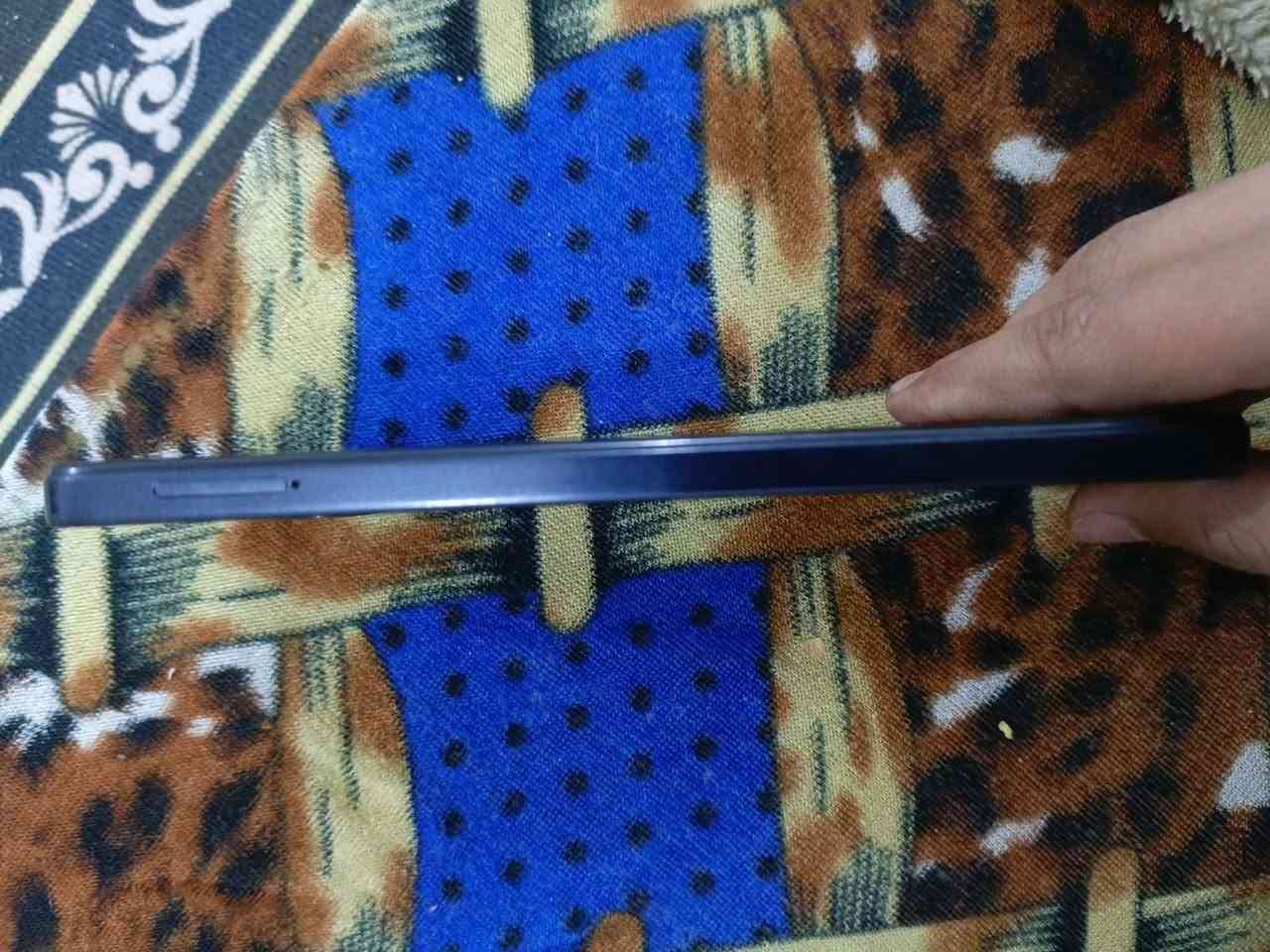 سلام عليكم  جهاز آيتل بي 55ذاكرة 256جهاز نضيف بي بس فطر بشاشة موضح  سعر 100بي مجال قليل مكاني نجف حيي ميسان  ***********
