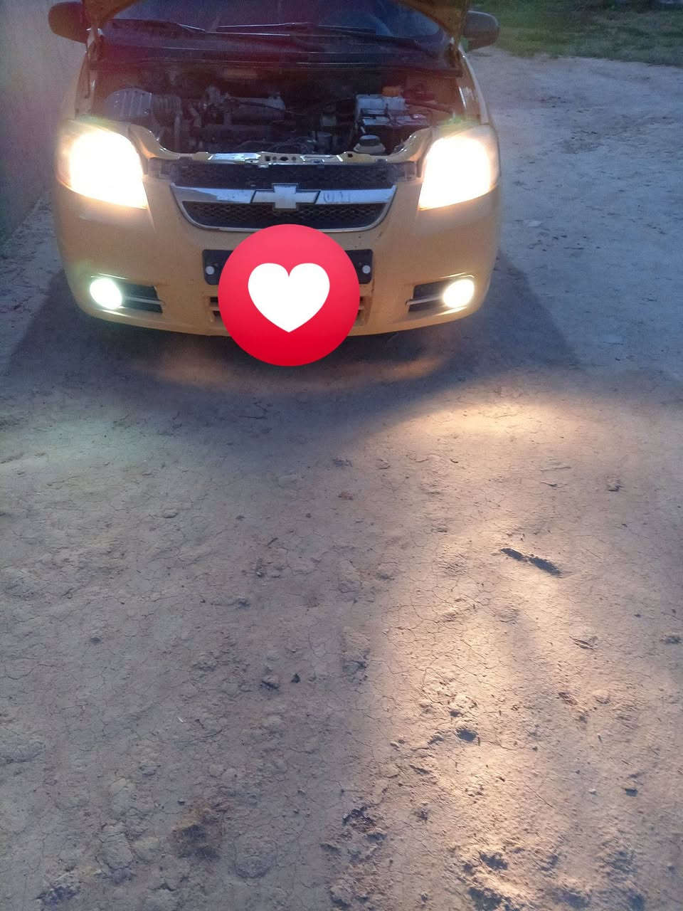 للبيع افيو موديل ٢٠١١
بيها طخه بجاملق الخلفي ومكينه بيها خيط بخار

السعر ٥٢ وبيها مجال مصفره هيه وغرامات كير عادي

المكان دوانيه الحمزه الشرقي الاستفسار الإتصال على رقم ***********
