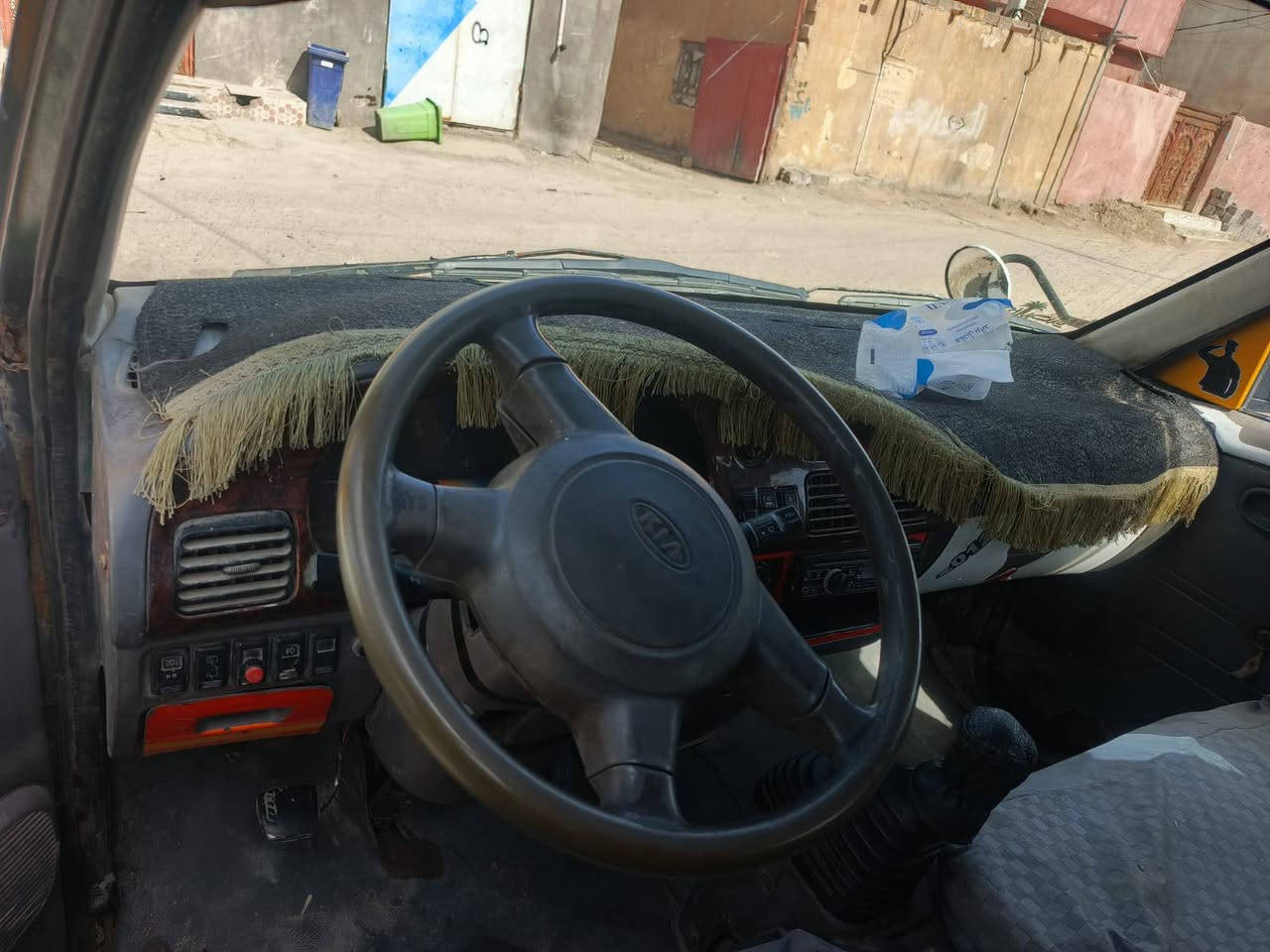 السلام عليكم كيه شبوط موديل 1997مكينه كير اكسل حلوات حداديه جديده كهربائيات كله شغاله باب سلايت كهربائي سياره بسمي سنويه 2028 هيه غرامات عليه 600الف على مشتري تحويل ثاني يوم سعر 70وبيه مجال رقمي *********** مكاني بصره ابوالخصيب
