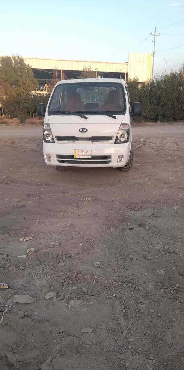 سلام عليكم كيا حمل للبيع موديل 2013 اني مكلف بلنشر 

‏‪0772 573 4174‬‏
