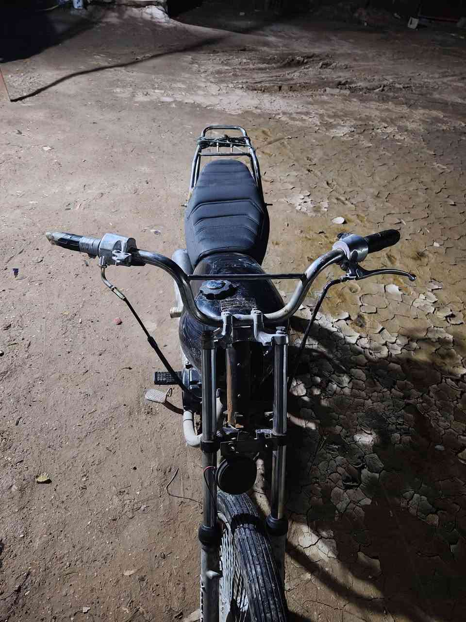 لبيع سعر 160 ويبه مجال قليل بكاني بغداد تقاطع نهروان ***********
