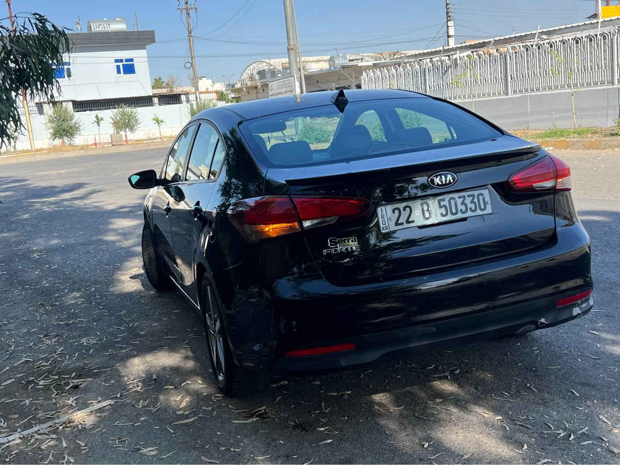 كيا فورتي مواصفات امريكي 
موديل ٢٠١٨
ماشي ٥٠ مايل 
الورن اسود
گير و محرك و تريت كفالة
كير اي تي مرغوب
محرك دوش مرغوب 
مابي صوت و بوجار و مامفطوح
حادثة بس جاملخ و شوية بونيت كارت
بدون داخل بدون ارباك
سيارة  وزع شريكة
شاشة كبير  فوليوم ويل كروم تعديل سورعه
رقم و سنوي جديد هزة جديد 
مكان سيارة اربيل شارع معرض
📞***********
📞***********
وتساب أربيل, العراق
