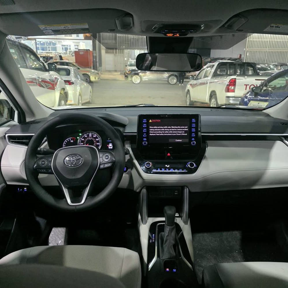 السللم عليكم
للبيع كورلا كروز 2022
 LE black top
  المواصفات 
فتحة سقف سلايت 
شحن واير ليس
بصمه ابواب وتشغيل 
داخل بيجي المرغوب
تبريد مركزي قطعتين 
فول تحكم ستيرن 
رادار امامي وخلفي وجانبي 
توقف ذاتي 
تحديد مسار 
ويل كب 
اشاير بالمري
لايت وبك لايت لد
ماشيه فقط ١٨ الف ميل
حادثها فقط جاملغ
 بدون دواخل بدون ايرباك
العنوان اربيل 
للاتصال *********** أربيل, العراق
