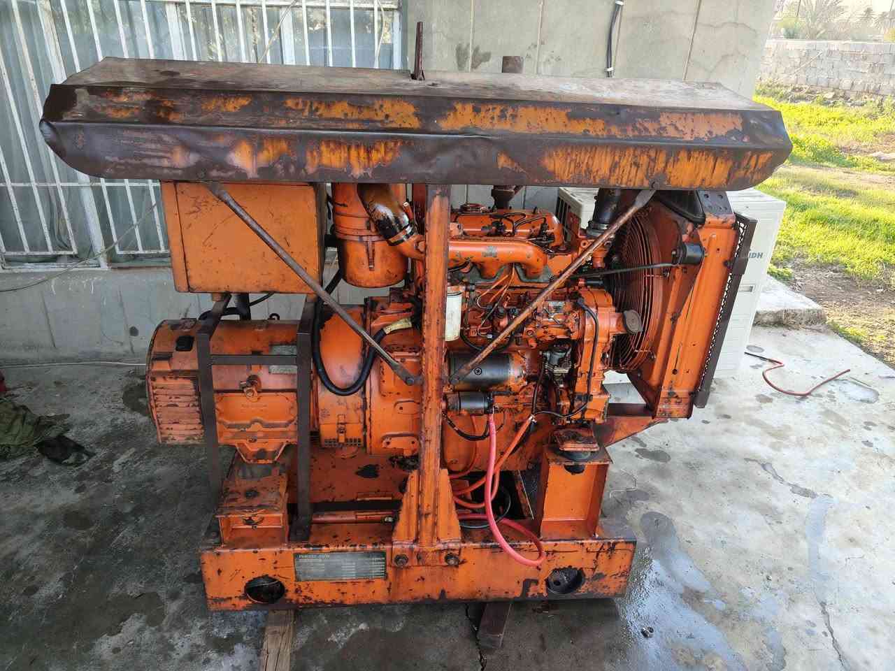 للبيع مولد افيكو ثلاثة بستم 25 كيفي مكفول عالشغل السعر 30 ورقة وبيه مجال
المكان بغداد أطراف أبو غريب 
***********
