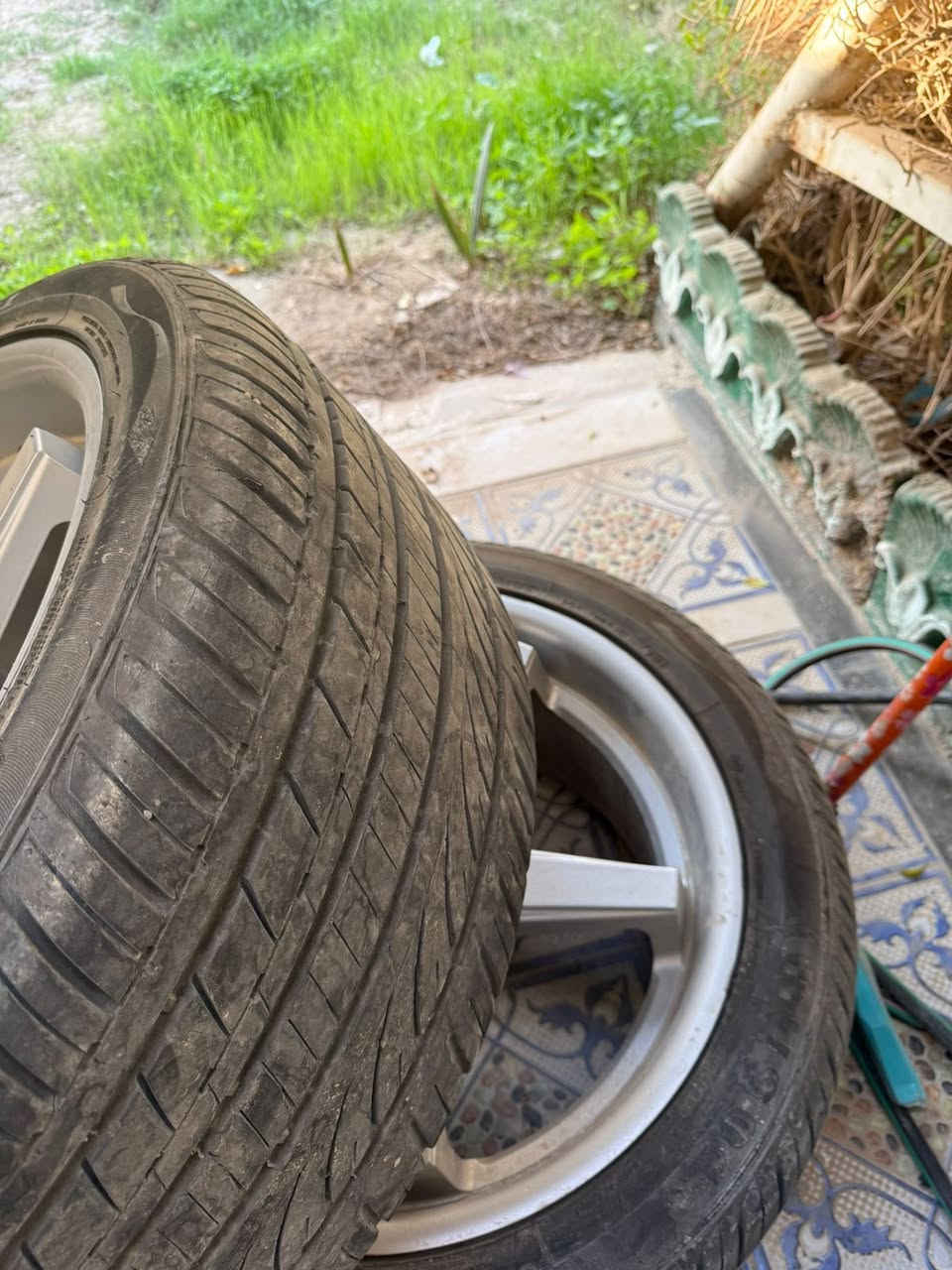 ويل ٢٠ جديد هوه الامامي ٢٧٥ والخلفي ٣١٥ مراوس بغير شكل


**إذا كنت صاحب هذا الإعلان وتريد حذفه لأي سبب، رجاءا أرسل رسالة إلى الدعم الفني**