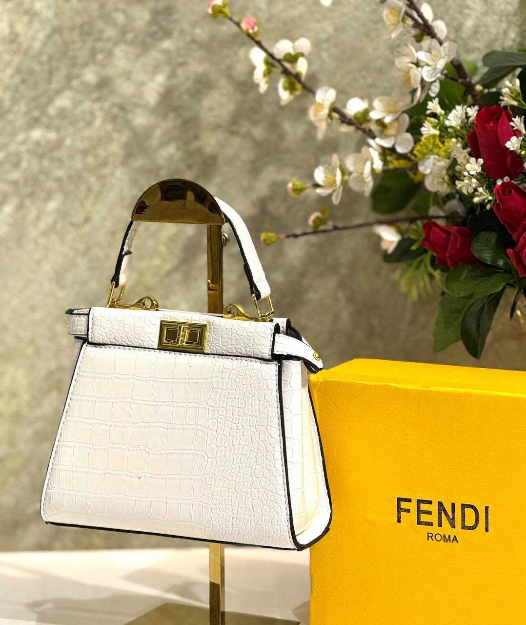 سلام عليكم عندي حقائب للبيع مستعجله على بيعهن ضروري بسعر مناسب سوبر ماستر كواليتي وياهن تغليف وبوكس وختم شركة الاصلي نفس صوره بضبط سعر حقيبة ب١٥ فقط ابيعهن بهذا سعر لان محتاجه والله


**إذا كنت صاحب هذا الإعلان وتريد حذفه لأي سبب، رجاءا أرسل رسالة إلى الدعم الفني**