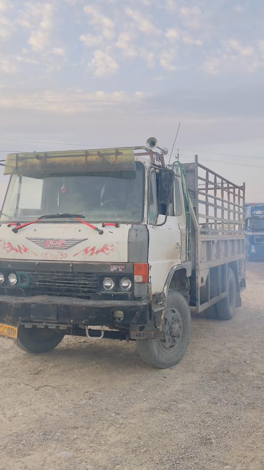 للبيع لوري هينو جيش شعبي جاهز للاستفسار: ‭0773 377 1550‬
