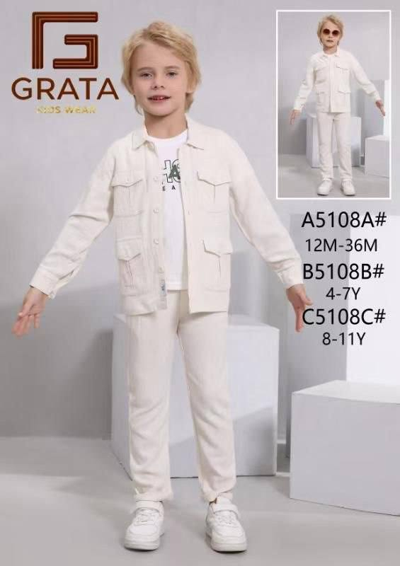 بكل حب♥️ نقدم لكم تشكيله البضاعه الصيفيه😍 خفة راحة وألوان مبهجة تناسب أيامك الصيفية 😀 القطع المتميزة موجودة عندنا💥
قاط ولادي 3 قطع كتان خامه درجه اولى 👍👍👍 
القياسات من 2 سنه الى 12 سنه
العنوان ديالى المقدادية حي المعلمين شارع المخضر مجمع العزاوي 
توجد خدمه توصيل 🚙🚙🚙


**إذا كنت صاحب هذا الإعلان وتريد حذفه لأي سبب، رجاءا أرسل رسالة إلى الدعم الفني**