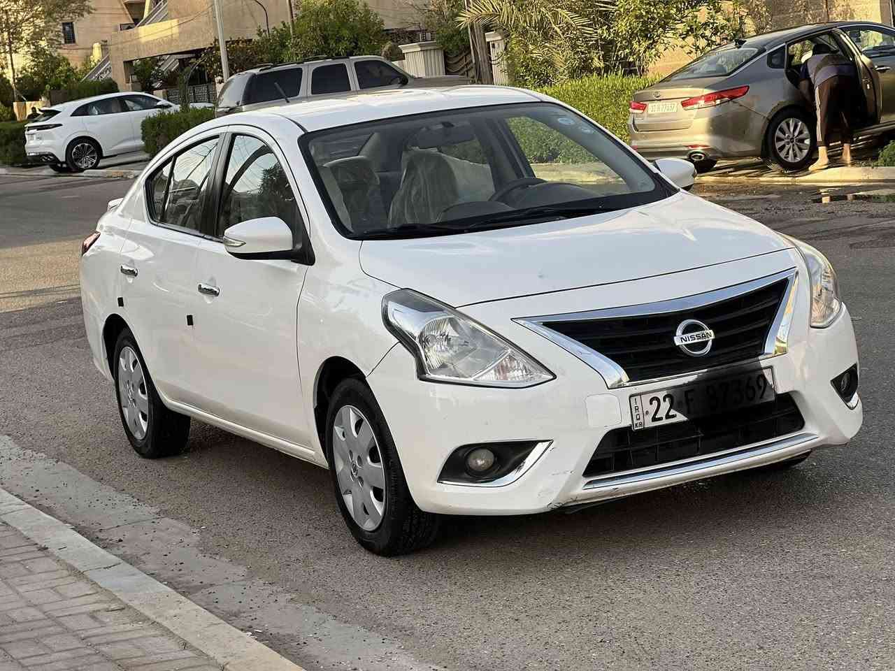 سلام عليكم للبيع نيسان سني مصري موديل 2024 بيها صبغ طرف جاملغ لخلفي وكارت يلبنيد وطخه بجاملغ الاماميه بعدها على وضعها تخم تايرات باتري جديد رقم اربيل تحويل أو وكاله حاضر 
***********
بغداد حي الجهاد 
سعر 112
