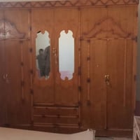 خزانة • نضيفه • للبيع