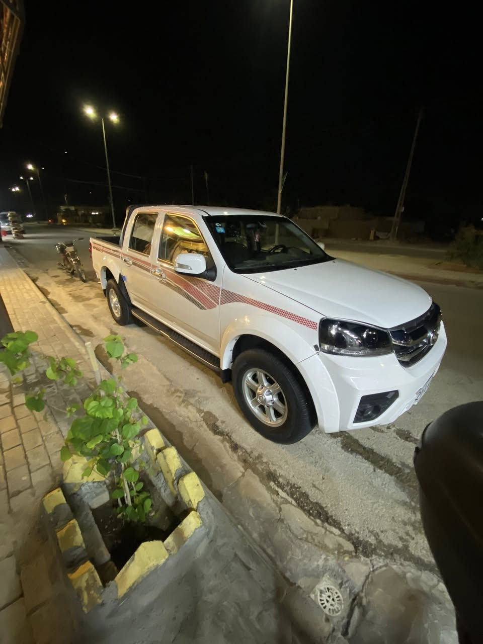 لبيع كريت ويل مديل 25 ماشية 16 ألف رقم واسط نكلزي فول موصفات كشن جلد كهربائي ***********
