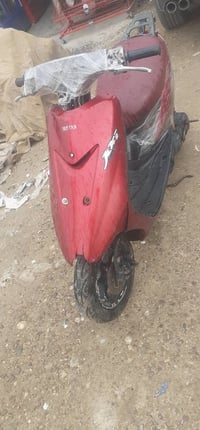 سلام وعليكم دراجه عصفوره سلف هندر كهرباته كله شغاله مكينه ناعمه شلع مع...