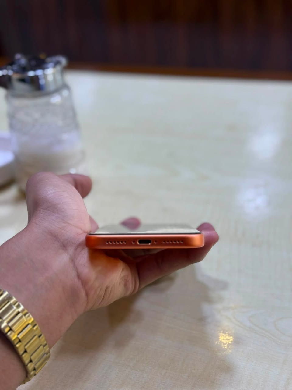 16 برو ماكس 
جهاز نضيف جدا 
ذاكره 256
بطاريه 100 
دورات الشحن ١٨٥٠
شريحه الاكترونيه 
جهاز بعده في الضمان
السعر ١٨٥٠ 
***********
