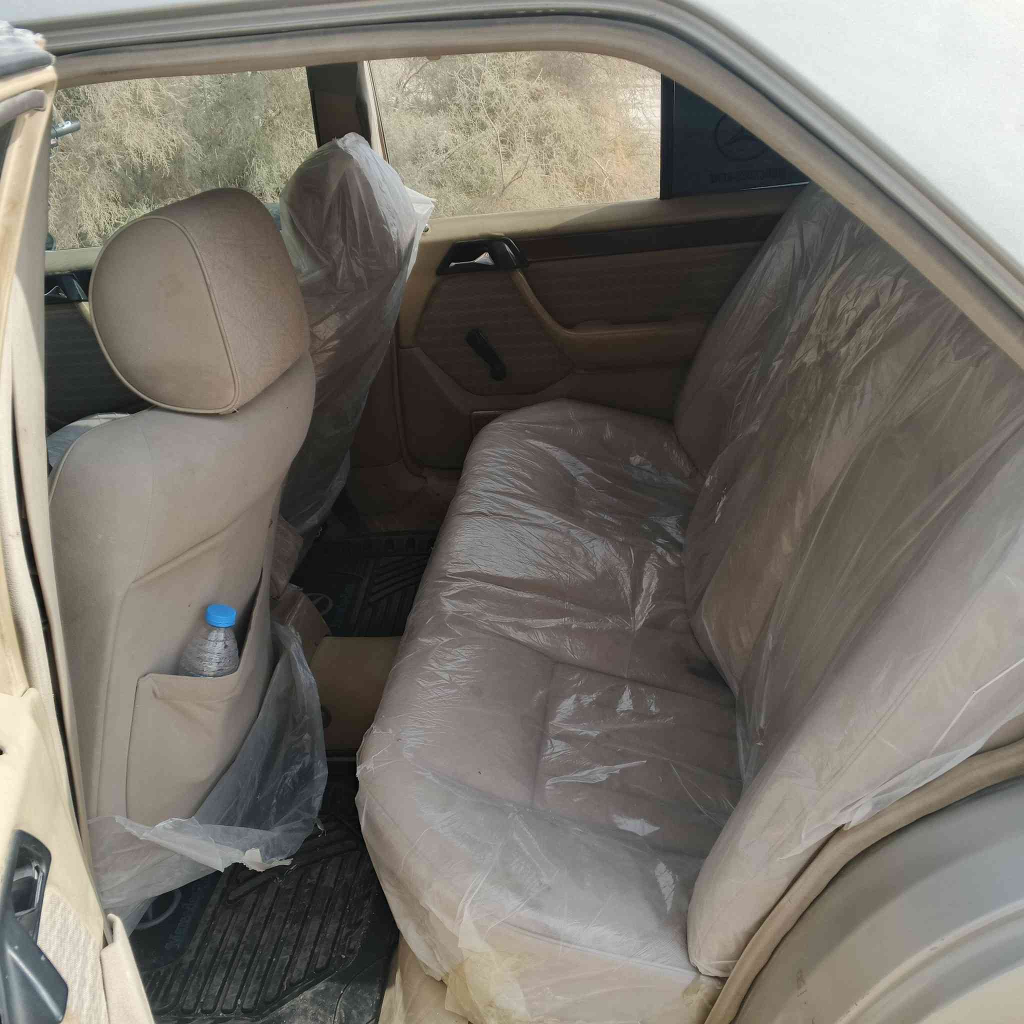 مارسدس دب موديل 90اصل رقم بغداد مكينه فيفتي3000 قواعد وبرانكيت سليمات حداديه 80/باتري وتخم تاير جديد سنتر لك تبريد ابيع عاطل مصبوغه جماليه لاضربه ولاشي سعر 56وبيه مجال العنوان ذي قار سوق شيوخ رقم ***********
