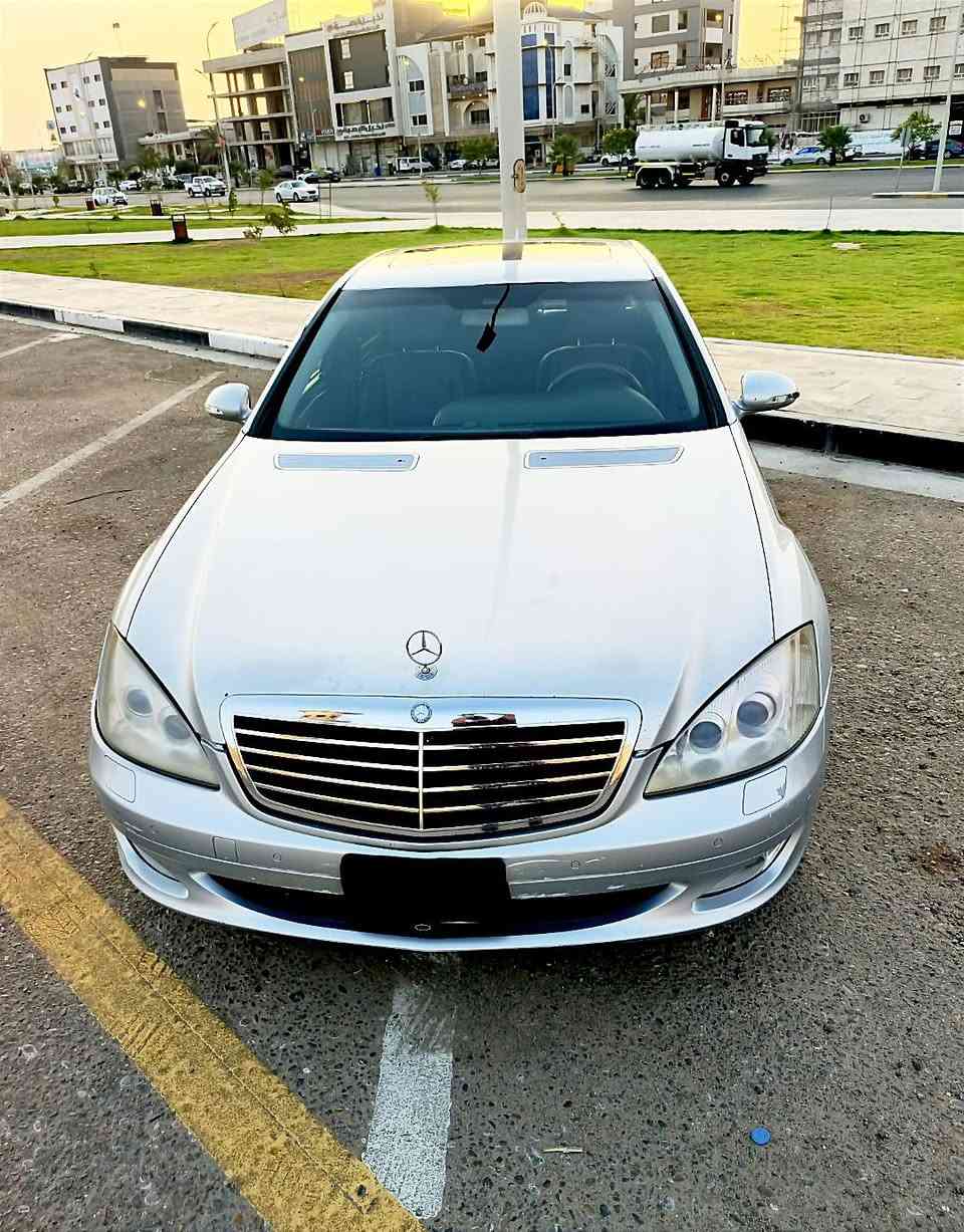 ‏السلام عليكم
‏ ادوووات ادووووات مارسيدس S550 موديل 2008 دخوووول جدييد سياره طك كارتون كفاله (گص وسرقة وانتربول)  دخووول جدييييد حاوية السياره 
‏مكينة كير بلفلين بدي بالكارتون احلى من الصور غرفه مال شركة  فوووول مواصفات بيبان شفط بردات كهربائي كشن جلد تدفئه وتبريد مساج تبريد ثلاثة قطع  نظام القياده ثلاثة وضعيات اقتصادي ورياضي وعادي سياره فووول للاخير هواي بيهة مواصفات مكاني بالبصرة الشراي يتصل ويدلل ***********
