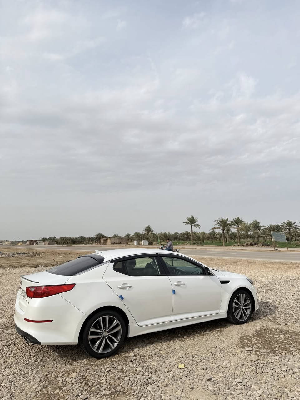 السلام عليكم اوبتما 2015 امريكي
الضرر جاملغ وشويه من البنيد بدون دواخل رقم بغداد بسمي السياره كير مكينه خير من الله جاهزه وهيه معروفه موصفاتها 
العنوان بابل المدحتيه السعر ١٢٧ بيها مجال قليل 
***********
