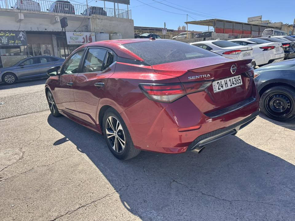 Nissan sentra 2021 SR 
بدون ظرر بدون سبخ صور ورقم الشاصي مرفق مع صور المنشور السياره بدون ايرباك بدون تعديل كير محرك تحويل غرامات شرط السعر 114$ ***********
