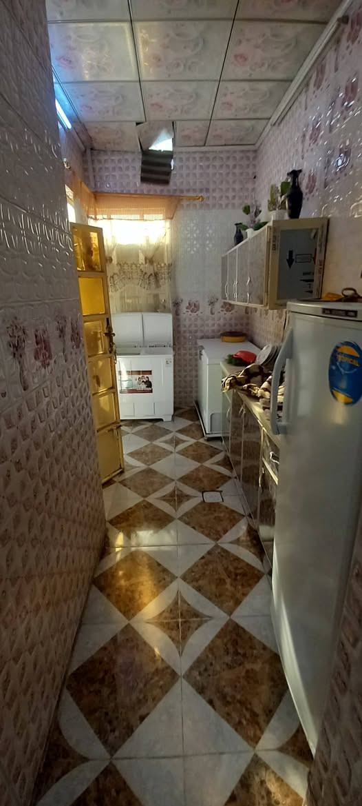 للبيع للبيع 🏠🏠
دار في حي السماح الأولى / قرب  المساحه ١٠٠ متر /  اتجاه قبله / حيل مرتب /
خدمات ماءفول💦+كهرب+تبليط
صنف العقار +كرت بلديه + مشمول بقرار التمليك / السعر ٦٢ مليون وبي مجال للأسفسار الأتصال على الأرقام + *********** / *********** / يوجد لدينا عروض في حي السماح / زراعي / تجاري / سكني /
