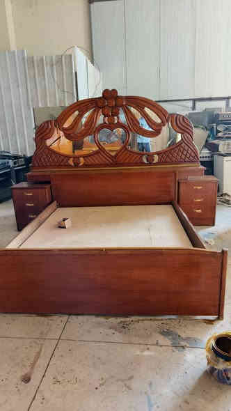 السلام عليكم غرفه 6ملحق حطاطه شغل صاج  ثقيل اي ضرر مابيه السعر 750وبيه مجال المكان هبهب عرب شوكه مقابيل المحطه الجديده الستفسار انتصل *********** ابيع وشتري +مراوس
