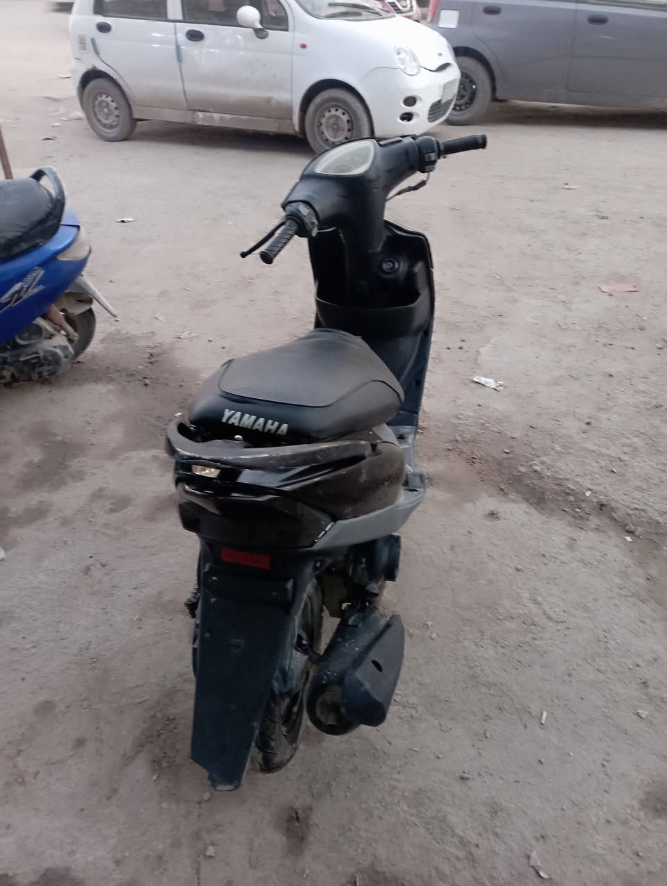 السلام عليكم 
دراجه ماكس عدله للبيع سلف هندر كهربائيات شغاله 
سعر 450 بيها مجال 
مكان حله قرب جسر الثوره 
***********
