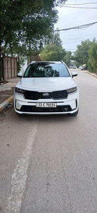 سورنتو مديل 2022 سته6  سلندر خليجي  فول مواصفات ماشيه (46) الف  فتحت س...