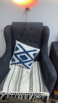 تخم • بردات • ميز